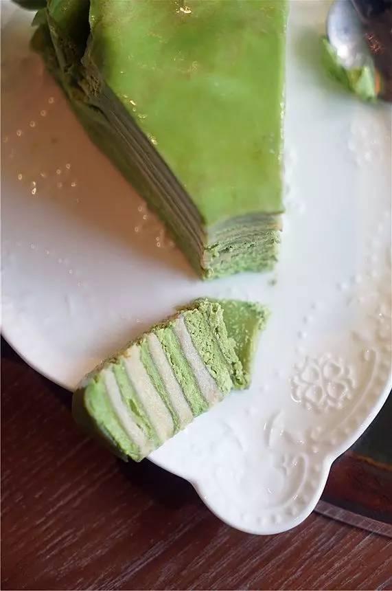 吃榴莲和哈密瓜的网红,网红水果的甜蜜对决